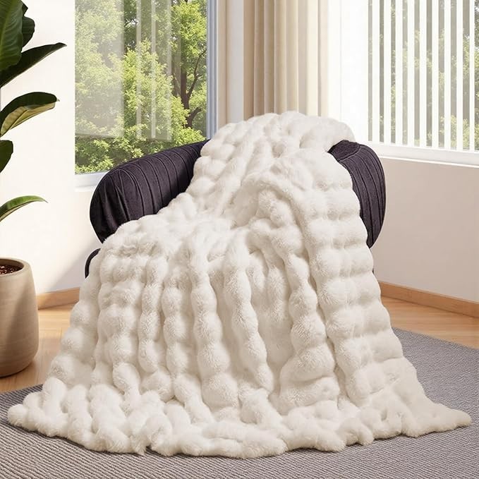 Cream White Big Bubble Rabbit Faux Fur Throw Blanket suppliers
