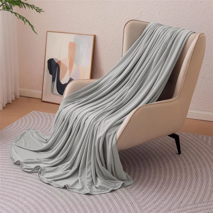 Reversible Lightweight Thin Throw Blanket suppliers